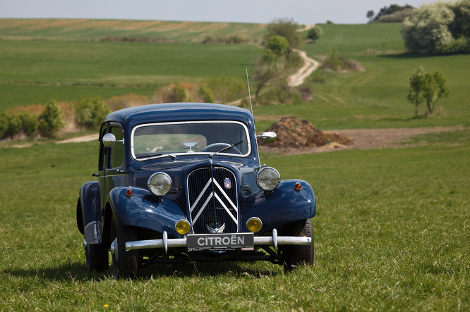 citroen-11bl-1955-6.jpg citroen-11bl-1955-6.jpg
