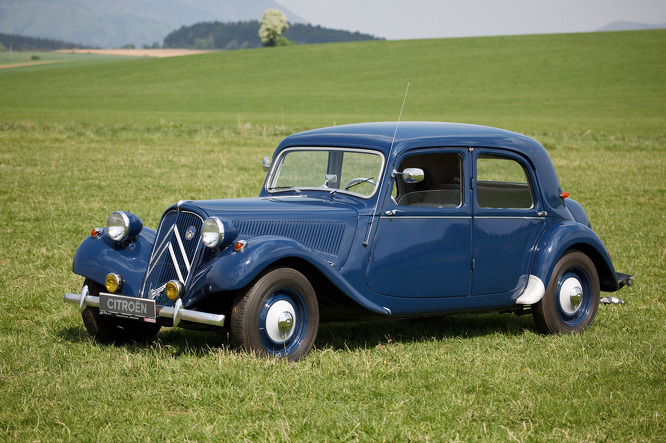 citroen-11bl-1955-8.jpg citroen-11bl-1955-8.jpg